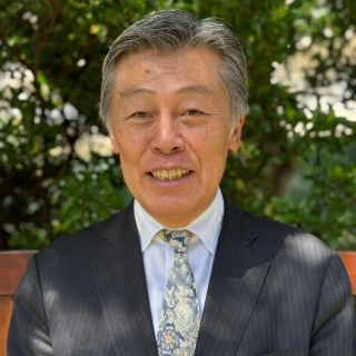 Sr. Okada Kenichi, Embajador